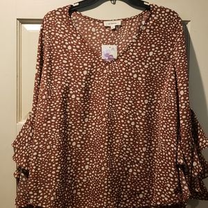 ee:some blouse